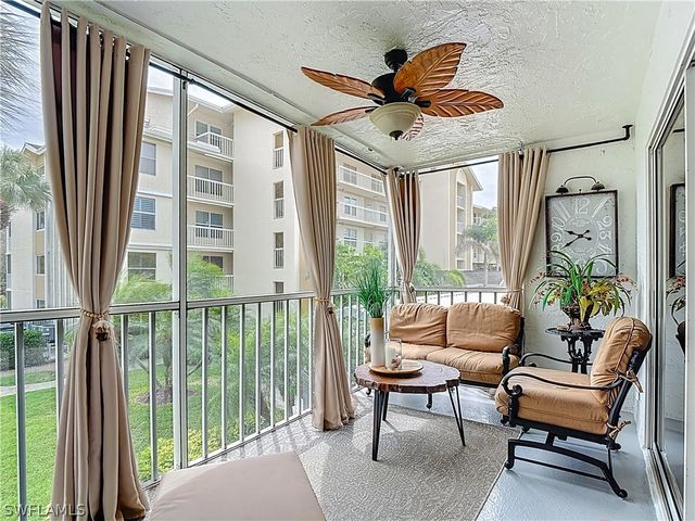 340 Horse Creek DR 208, Naples, FL 34110