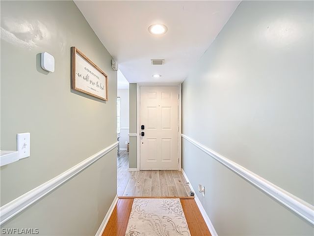 340 Horse Creek DR 208, Naples, FL 34110