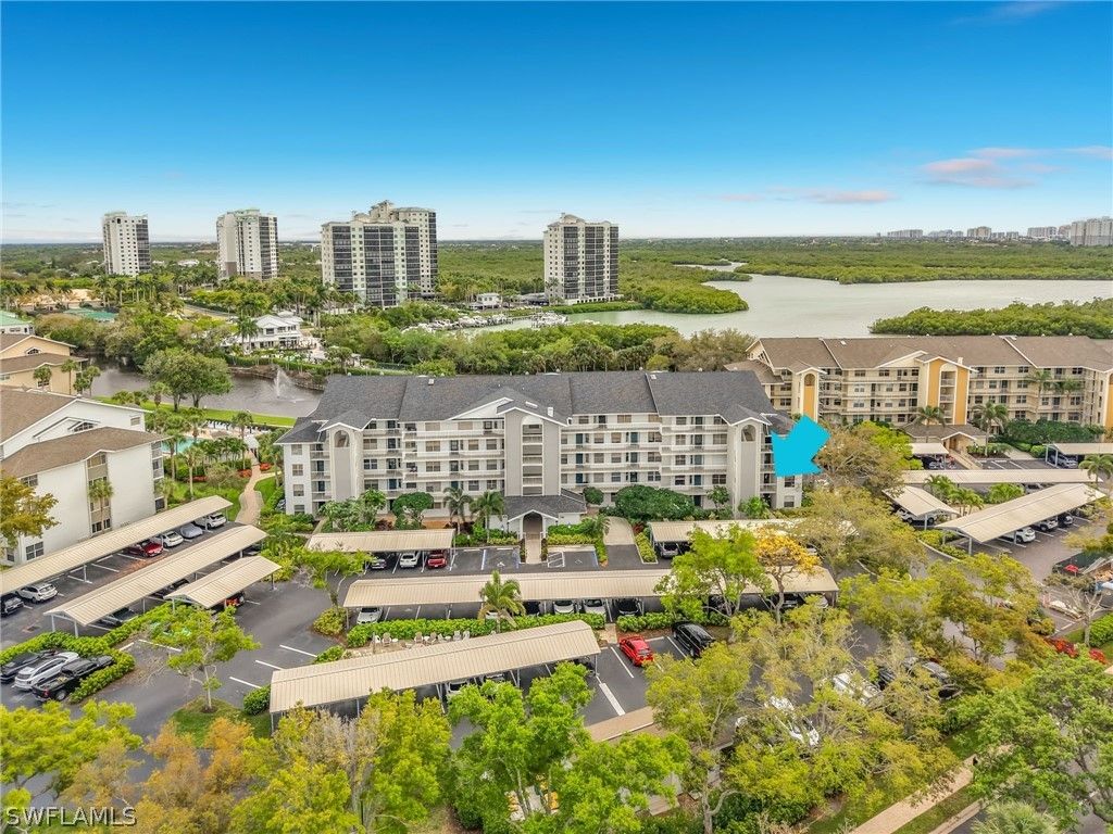 340 Horse Creek DR 208, Naples, FL 34110