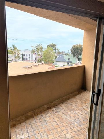 100 Cliff Drive 12, Laguna Beach, CA 92651