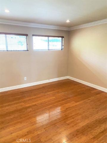 100 Cliff Drive 12, Laguna Beach, CA 92651