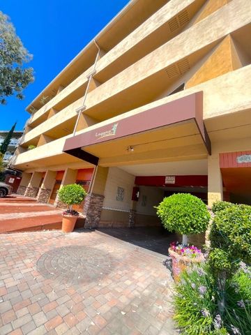 100 Cliff Drive 12, Laguna Beach, CA 92651