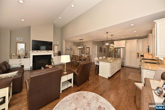 207 Ell Road, Hillsdale, NJ 07642