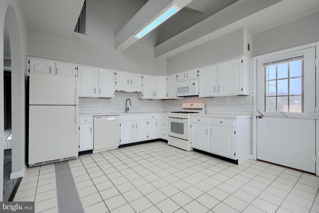 1727 MAGNOLIA AVE, Baltimore, MD 21227