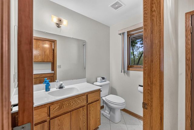 S70W16663 Hedgewood DRIVE, Muskego, WI 53150