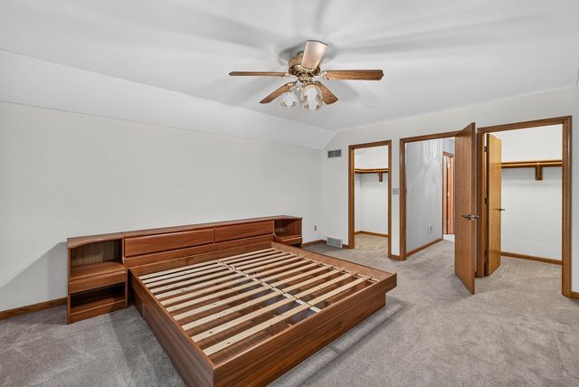 S70W16663 Hedgewood DRIVE, Muskego, WI 53150