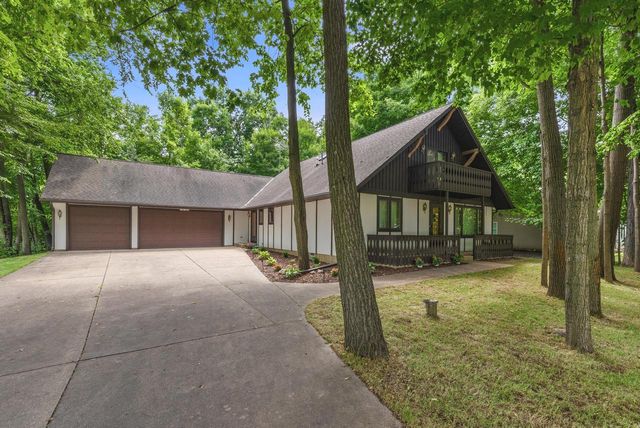 S70W16663 Hedgewood DRIVE, Muskego, WI 53150