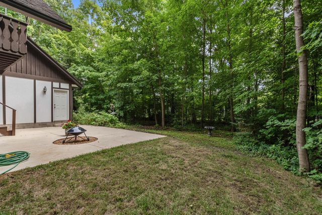 S70W16663 Hedgewood DRIVE, Muskego, WI 53150