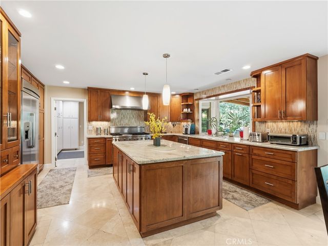 27323 Eaglehelm Drive, Canyon Country, CA 91387