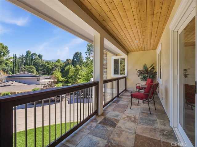 27323 Eaglehelm Drive, Canyon Country, CA 91387