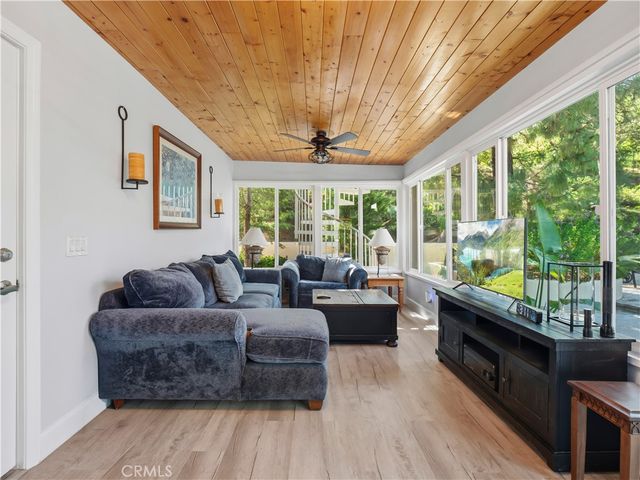 27323 Eaglehelm Drive, Canyon Country, CA 91387
