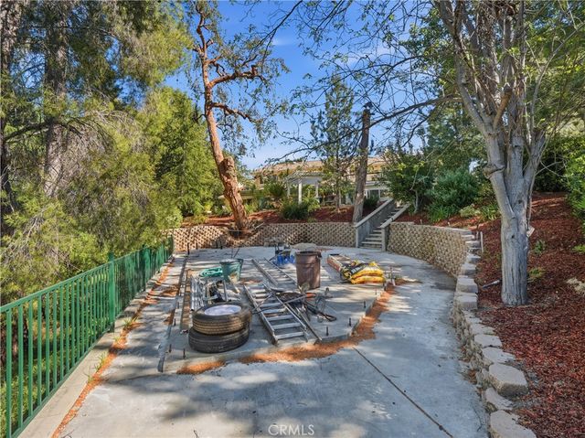 27323 Eaglehelm Drive, Canyon Country, CA 91387