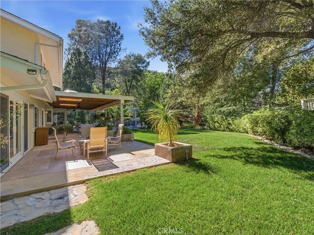 27323 Eaglehelm Drive, Canyon Country, CA 91387