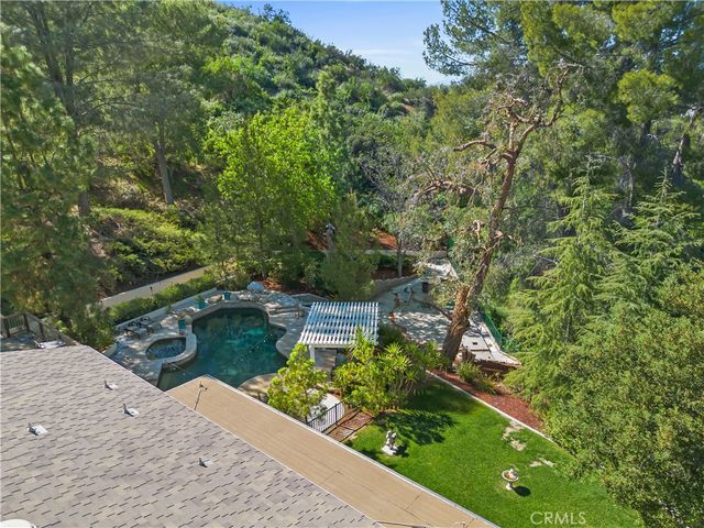 27323 Eaglehelm Drive, Canyon Country, CA 91387