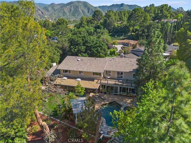 27323 Eaglehelm Drive, Canyon Country, CA 91387