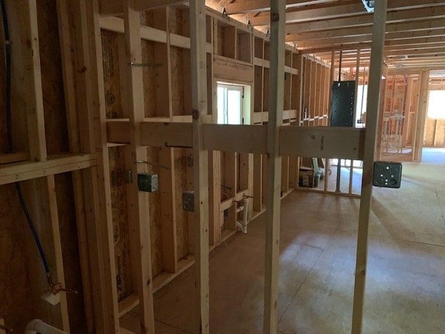 684 Eva Flatwoods Rd, Eva, TN 38333