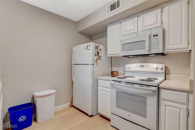 555 East Silverado Ranch Boulevard 1172, Las Vegas, NV 89183