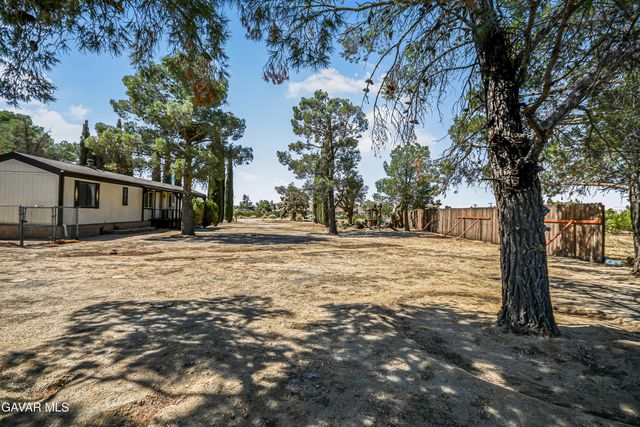 5891 Casper Avenue, Mojave, CA 93501