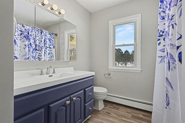 35908 Riverview Drive, Paw Paw, MI 49079