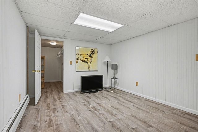 35908 Riverview Drive, Paw Paw, MI 49079