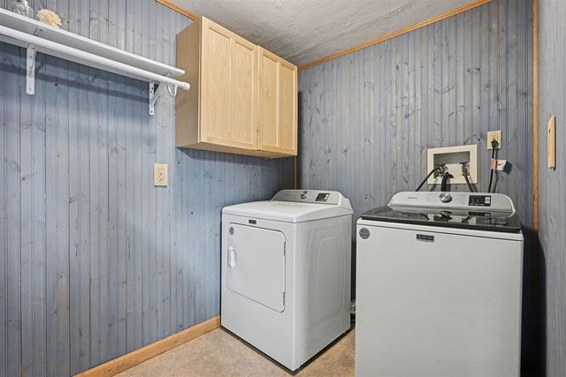 35908 Riverview Drive, Paw Paw, MI 49079