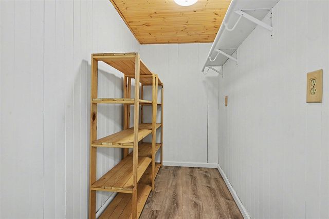 35908 Riverview Drive, Paw Paw, MI 49079