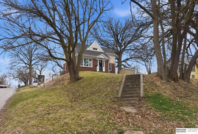 701 3rd Avenue, Plattsmouth, NE 68048