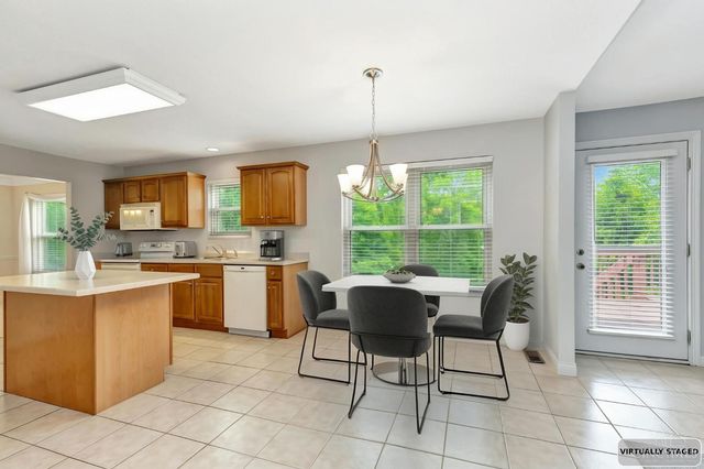 7757 Austin Ridge Drive, Cincinnati, OH 45247