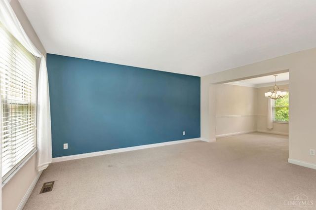 7757 Austin Ridge Drive, Cincinnati, OH 45247