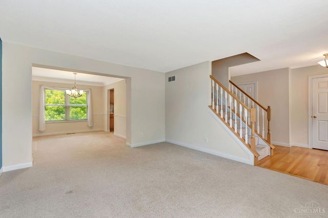 7757 Austin Ridge Drive, Cincinnati, OH 45247