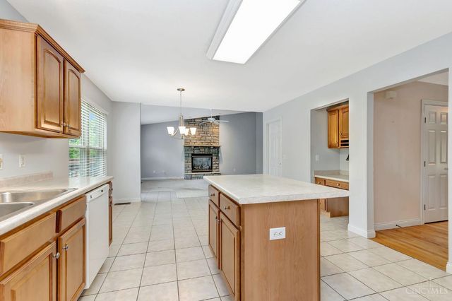 7757 Austin Ridge Drive, Cincinnati, OH 45247