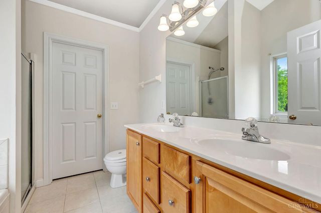 7757 Austin Ridge Drive, Cincinnati, OH 45247