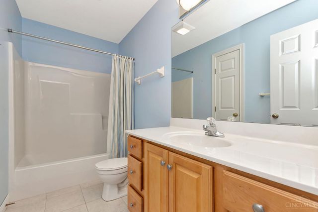7757 Austin Ridge Drive, Cincinnati, OH 45247