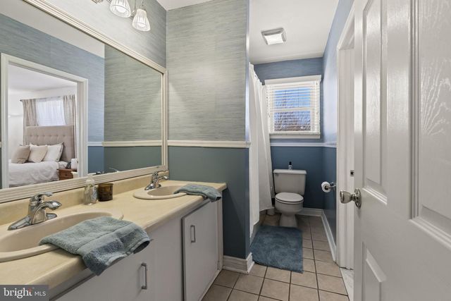 402 BRUCE RD, Cherry Hill, NJ 08034