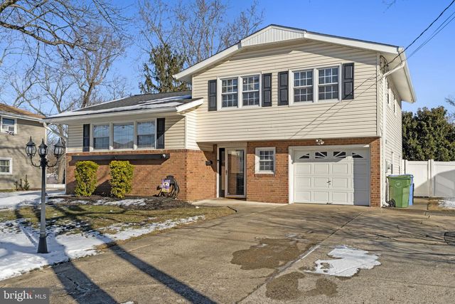 402 BRUCE RD, Cherry Hill, NJ 08034