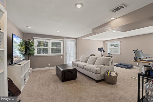 402 BRUCE RD, Cherry Hill, NJ 08034