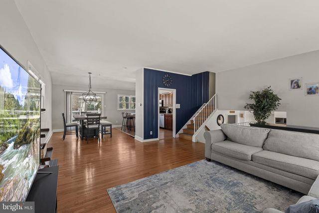 402 BRUCE RD, Cherry Hill, NJ 08034