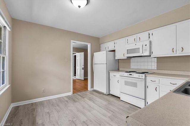 3500 E Lee Street, Greensboro, NC 27406