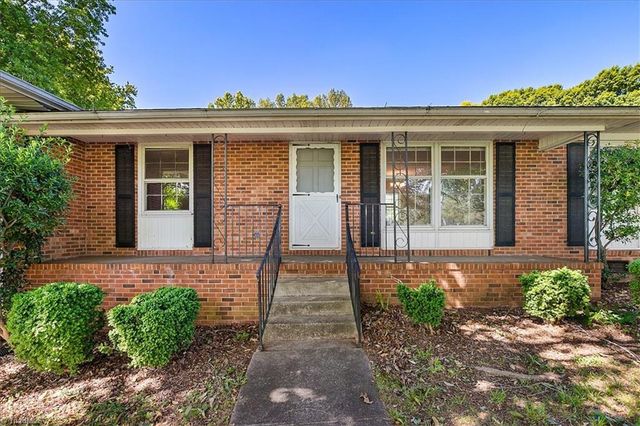 3500 E Lee Street, Greensboro, NC 27406