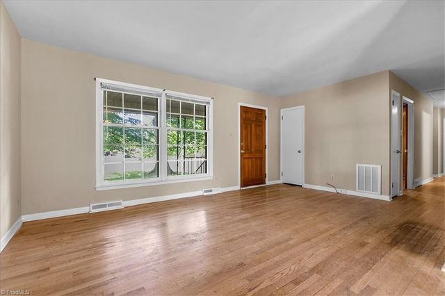3500 E Lee Street, Greensboro, NC 27406