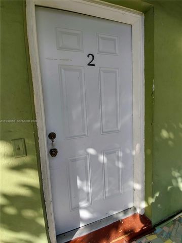 1565 SW 6th Street, Miami, FL 33135