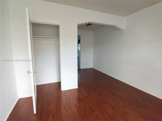 1565 SW 6th Street, Miami, FL 33135