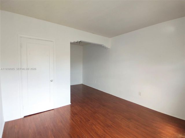 1565 SW 6th Street, Miami, FL 33135