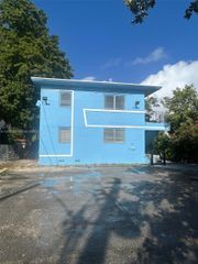 1565 SW 6th Street, Miami, FL 33135