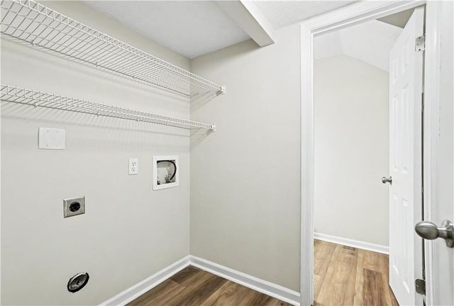 1074 New Haven Drive SW, Marietta, GA 30064