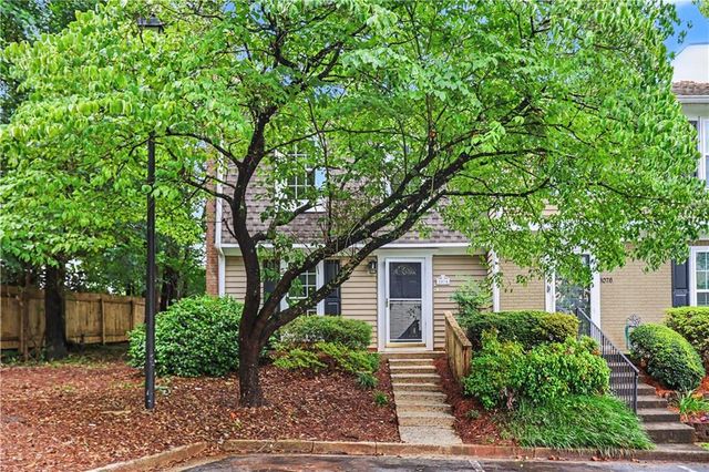 1074 New Haven Drive SW, Marietta, GA 30064