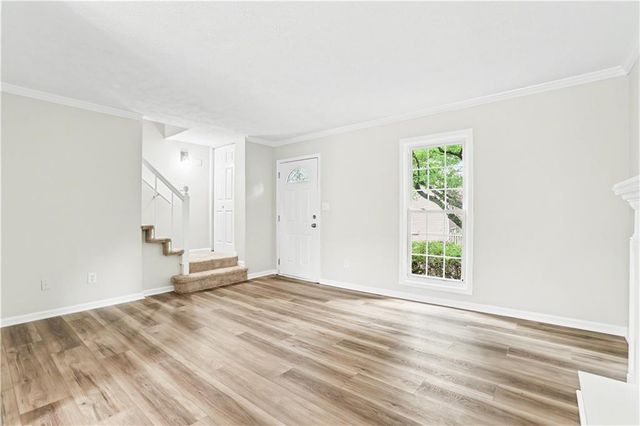 1074 New Haven Drive SW, Marietta, GA 30064