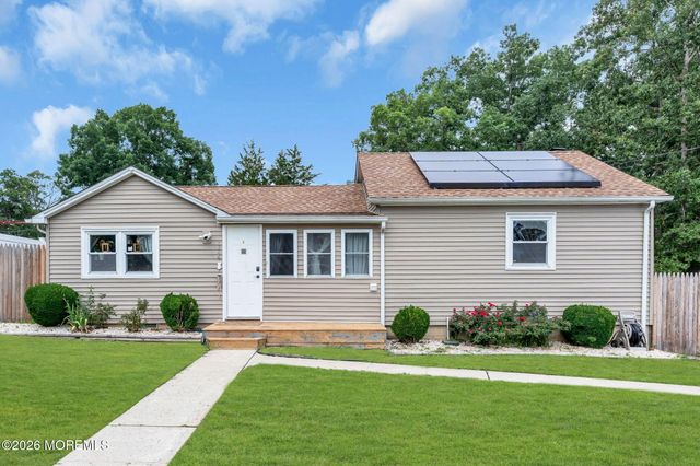 1744 Whitcomb Road, Forked River, NJ 08731