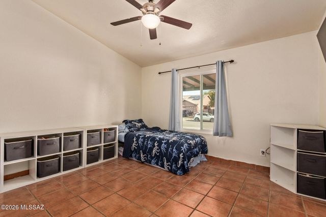 7992 S Lennox Lane, Tucson, AZ 85747