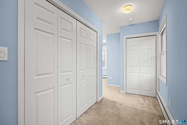 31 Oxford Court, Simsbury, CT 06070